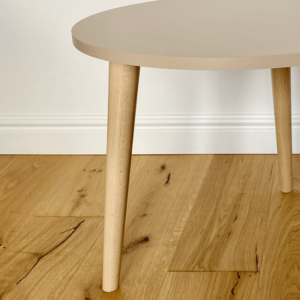 Stolik-kawowy-Milu-lawa