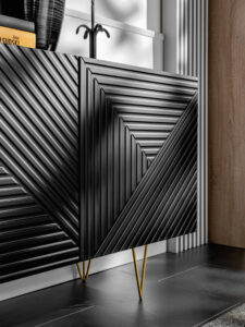 Komoda ryflowana ETNA 160 cm czarna mat BIAŁE TŁO mat ARANŻACJA DETAL3