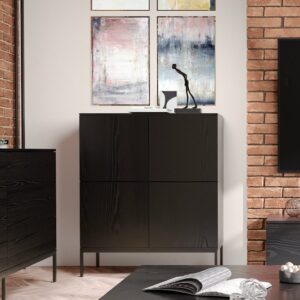 Czarna Wysoka komoda z drzwiczkami i metalowymi nogami Lokken 120 cm (1)