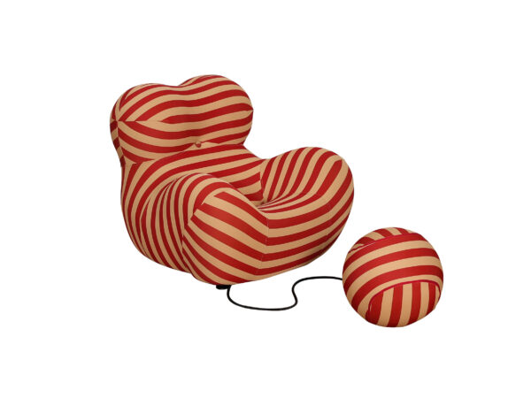 Fotel Nua N31-11 z podnóżkiem w eleganckim designie 76/32 cm - obrazek 1