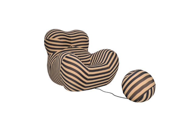 Fotel Nua N31-29 z podnóżkiem w eleganckim designie 76/32 - obrazek 1